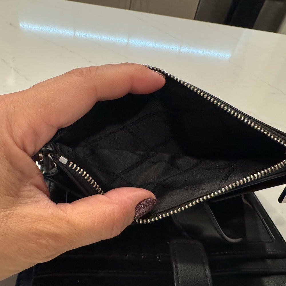 Michael Kors Quilted Signature Collection Wallet - Picture 11 of 15